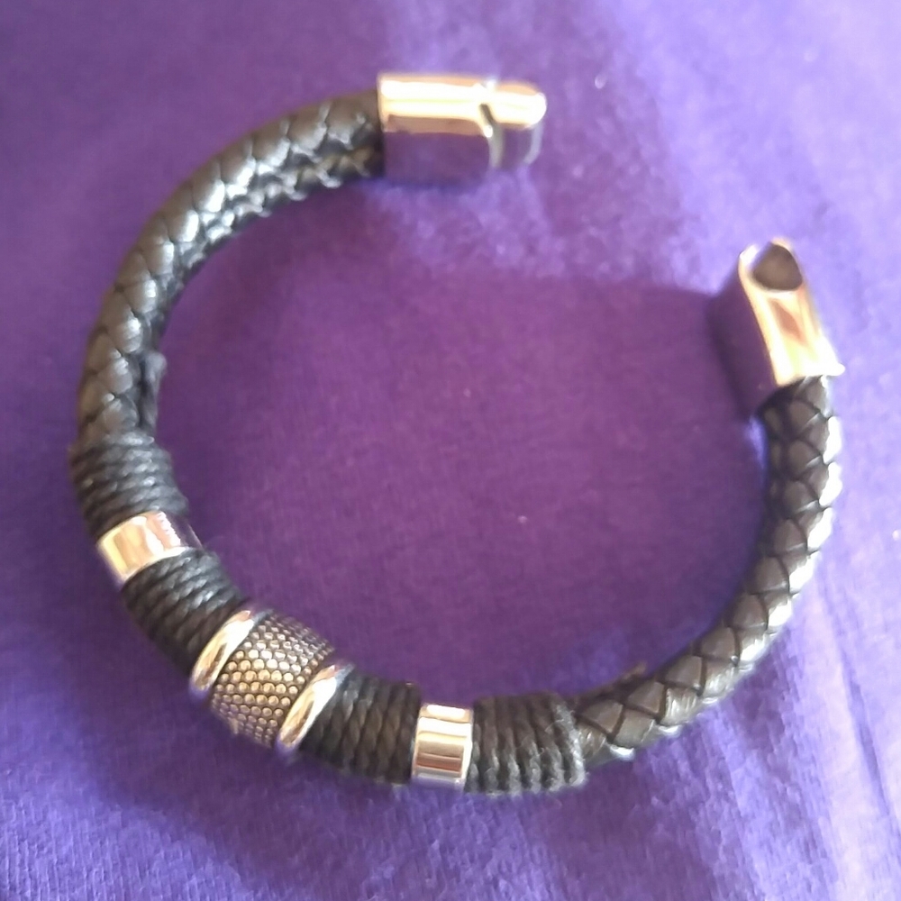 Bracelet - Picture 7 of 8